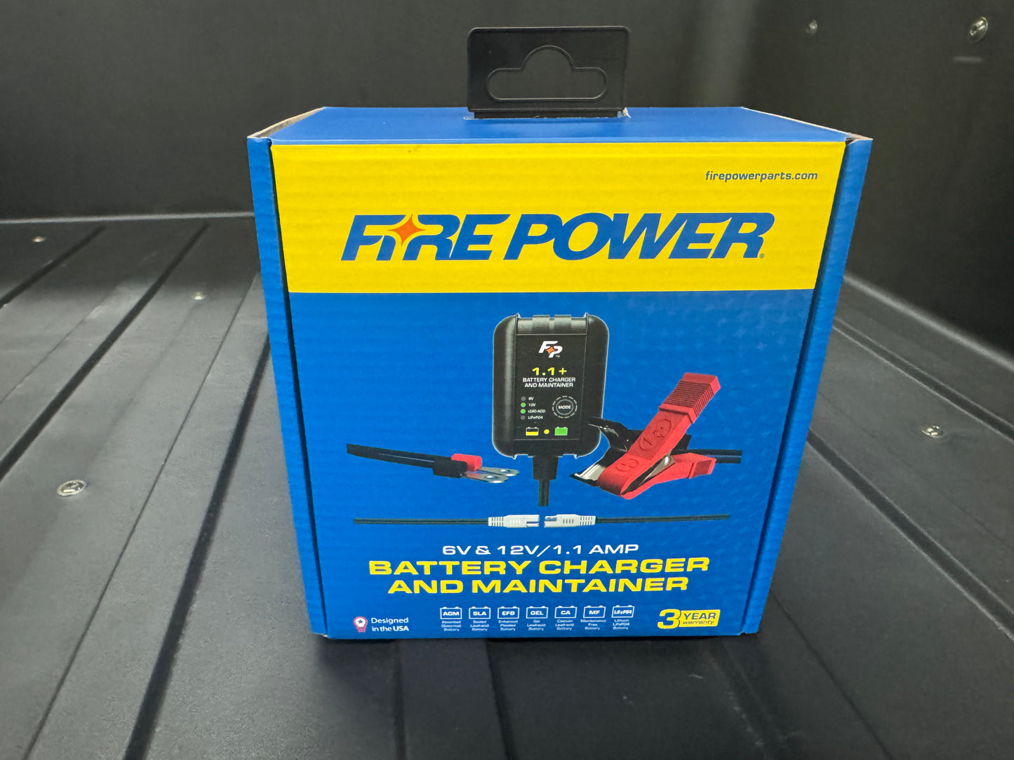 FIRE POWER WALL MOUNT BATTERY CHARGER 6V/12V 1.1A